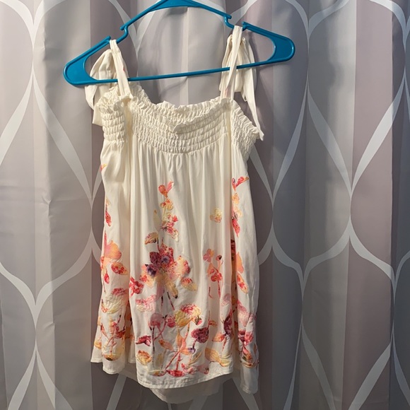 Embroidered floral top womens, signature studio. - Picture 3 of 9